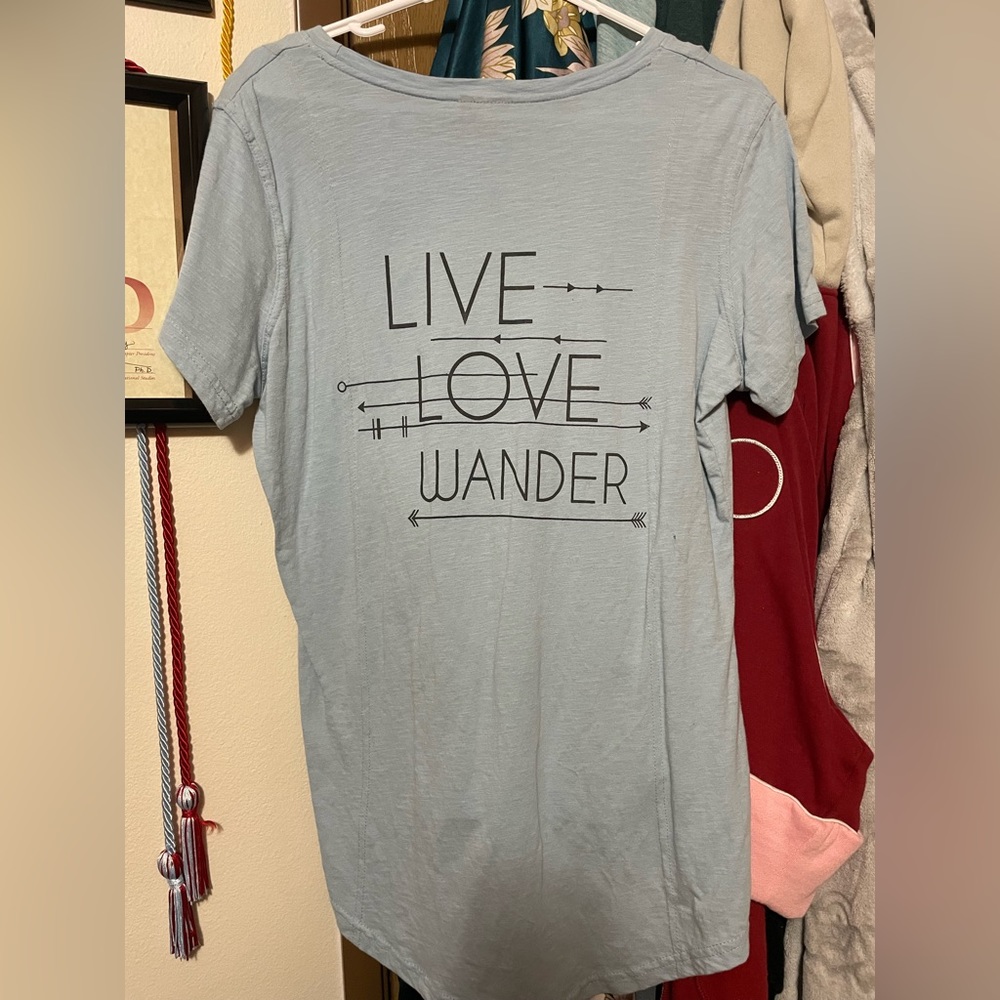 LIVE LOVE WANDER Arrows Tunic Tee